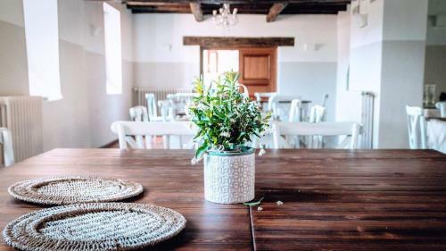Villa Spoleto Luxury Mill House, Spoleto Centre 10 Mins