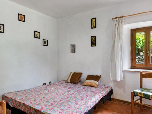 Peaceful Apartment In Fosciandora With Pool