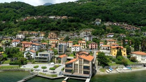 Bella Lago