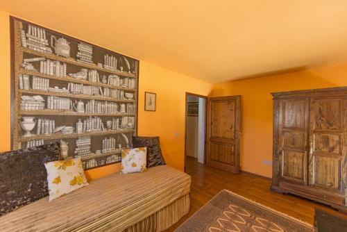 Badia A Passignano Apartment Sleeps 5 Air Con