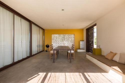 Serranova Villa Sleeps 10 With Pool Air Con And Wifi
