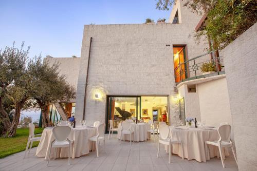Sant'anna Villa Sleeps 24 With Pool And Air Con