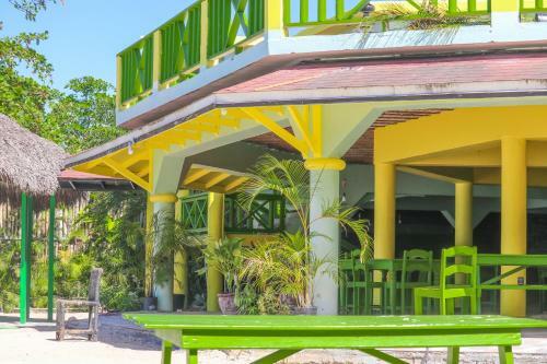 Burbon Beach Hotel-negril