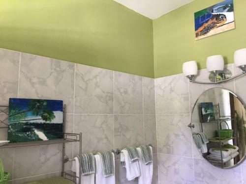 Mobay Surprise Villa_2 Bd Rm