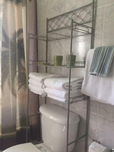 Mobay Surprise Villa_2 Bd Rm