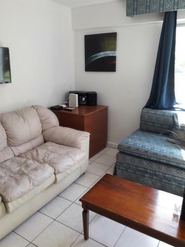 One Bed Room Apartment & One Studio In Ocho Rios