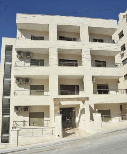 Amazing One Bedroom Apartment In Amman Elwebdah 6