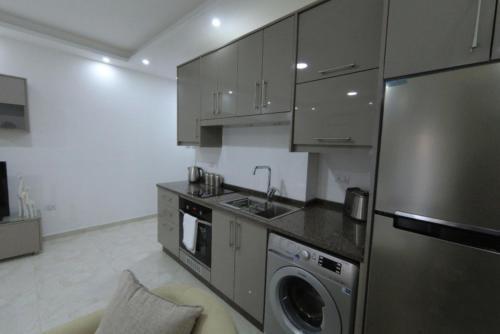 Amazing One Bedroom Apartment In Amman Elwebdah 1