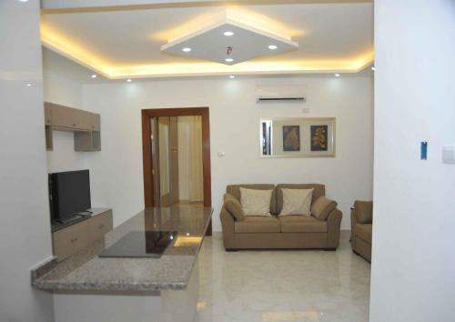 Amazing One Bedroom Apartment In Amman Elwebdah 4