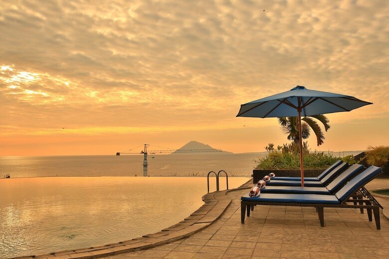 Hotel Aryaduta Manado