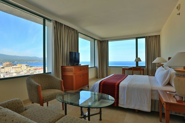 Hotel Aryaduta Manado