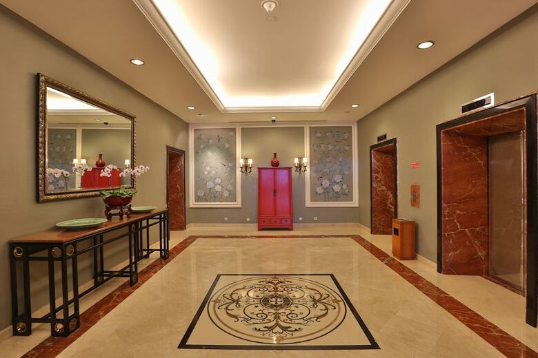 Hotel Aryaduta Manado