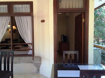 Sri Ratu Villas