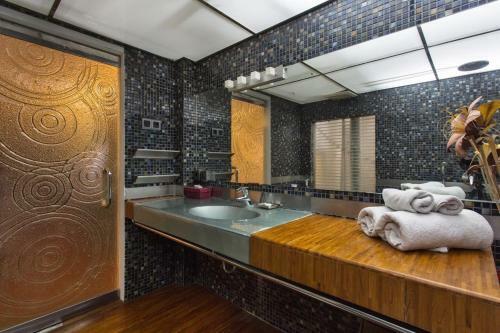 Aparthotel Sejuk Suites