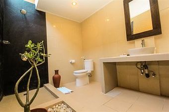 Radiant Jepun Villa