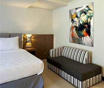 Euphoria Hotel