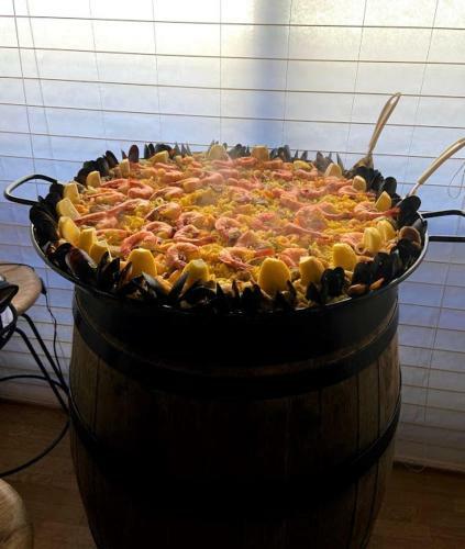 Hostal Okiya Guest House & Tapas Bar