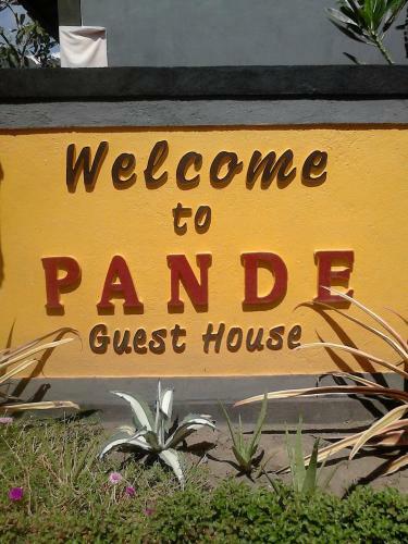 Hostal Sudi Guest House