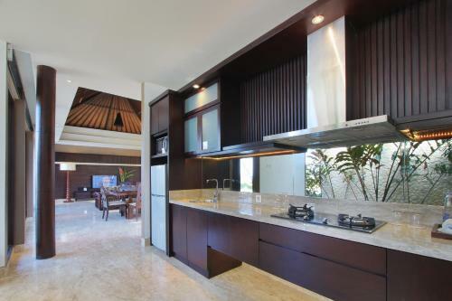 Hotel The Sawangan Suites & Villas