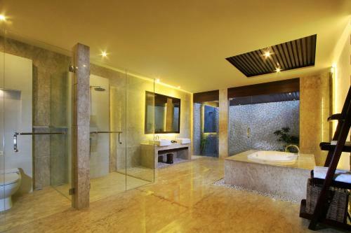 Hotel The Sawangan Suites & Villas