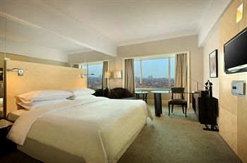 Sheraton Surabaya Hotel & Towers