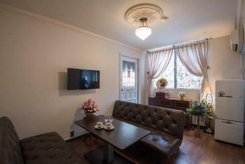 Apartamentos Ellintons House