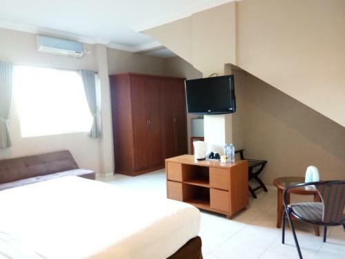 U Village Hotel And Villa