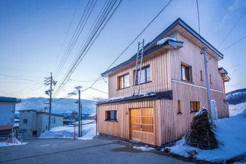 Tamanegi House Luxury 4 Bedroom Ski Chalet