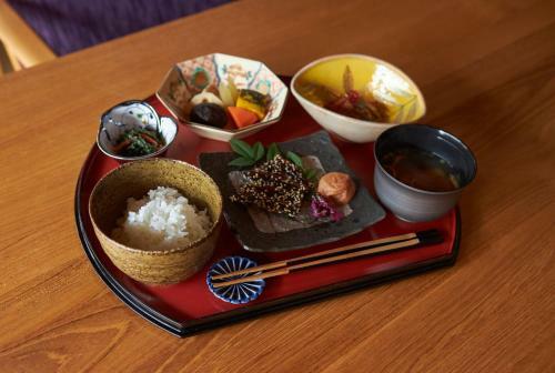 Tsumugiya Ryokan (????)