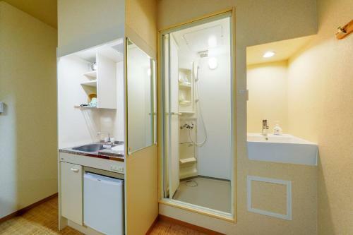 Bed & Breakfast Red House Osaka