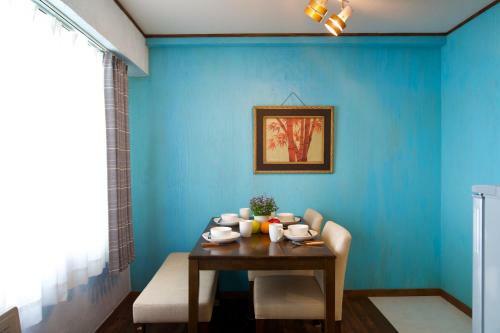 Apartamentos Frontier 24 Stylish Suite 402