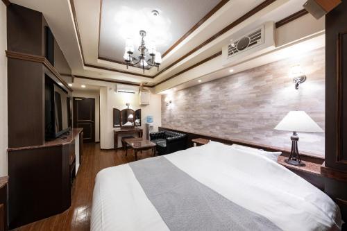 Hotel Luna Sendai (Adult Only)