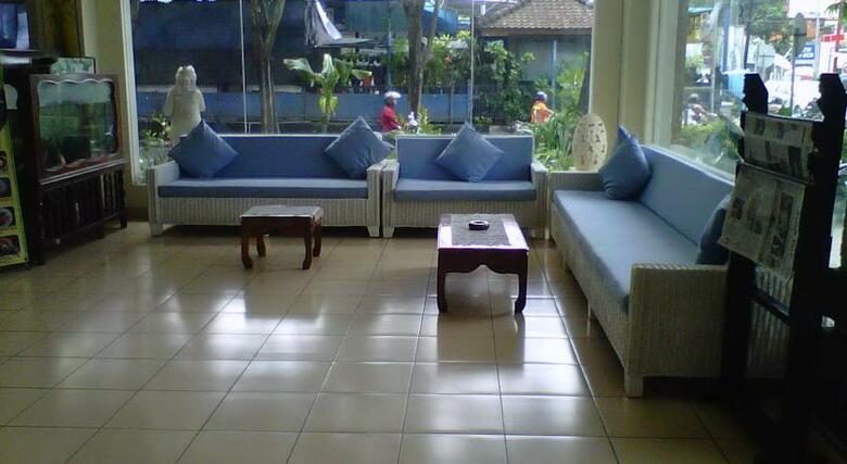 Hotel Puri Dibia