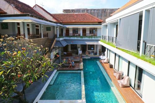 Gemini Star Hotel