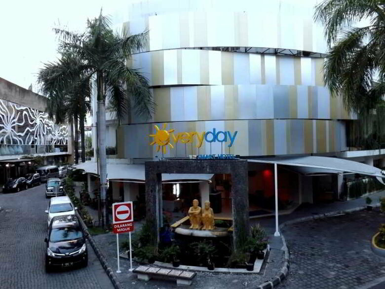 Everyday Smart Hotel