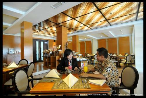 Ros-in Hotel