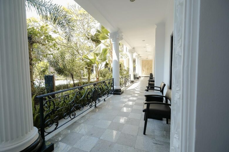 The Grand Palace Hotel Yogyakarta