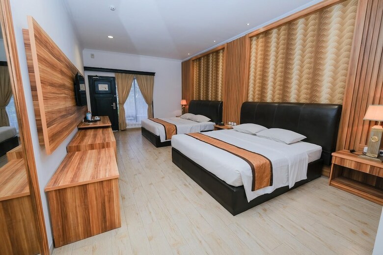 The Grand Palace Hotel Yogyakarta