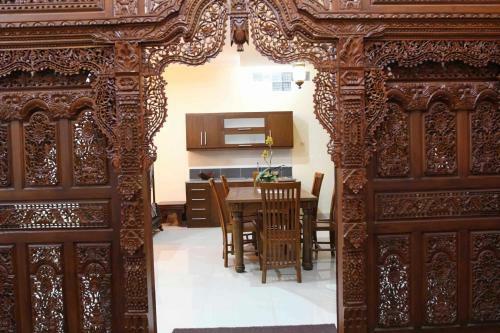 Hostal Griya Yunika