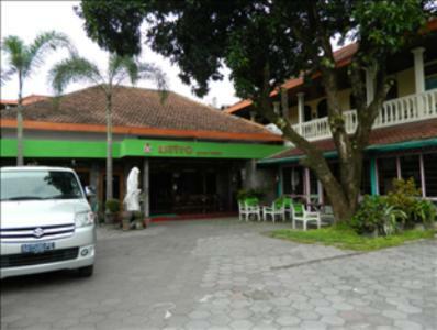 Hostal Metro Guest House