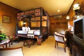 Puri Artha Hotel