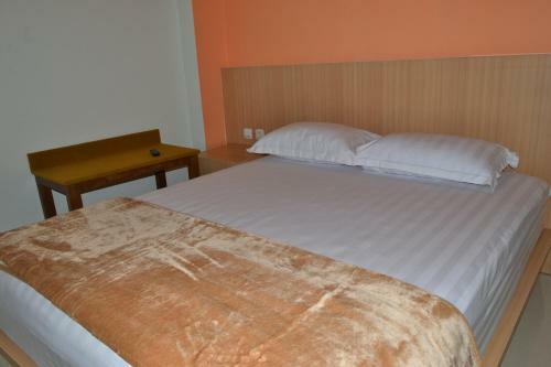 Cabin Hotel F77