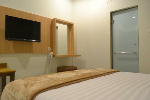Cabin Hotel F77