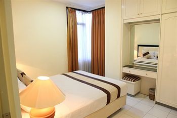 Sejahtera Family Hotel & Apartment