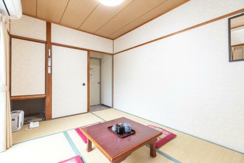 Oyo Business Ryokan Akashiya Annex