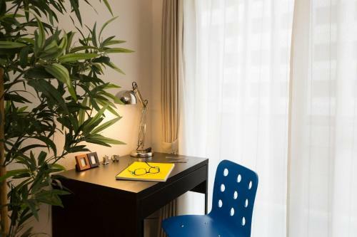 Hostal The Metropolitan Hakata Type A ~ 6 People ~ Room With Loft~