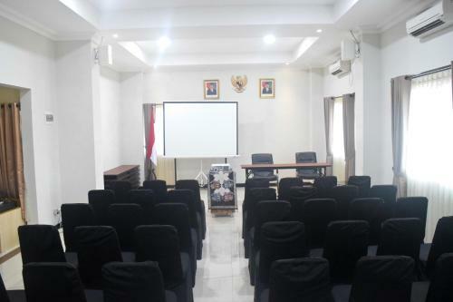 Cabin Hotel Sutomo
