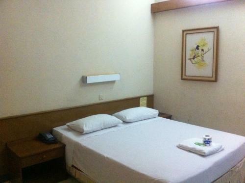 Hotel Harmony Inn