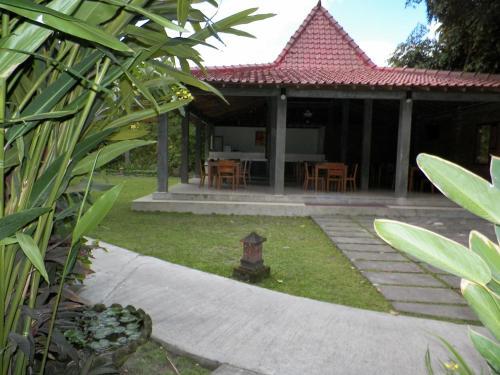 Puri Pangeran Hotel