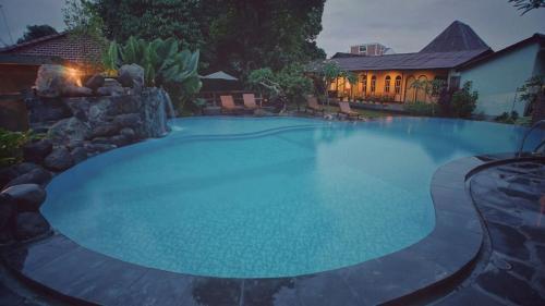 Puri Pangeran Hotel